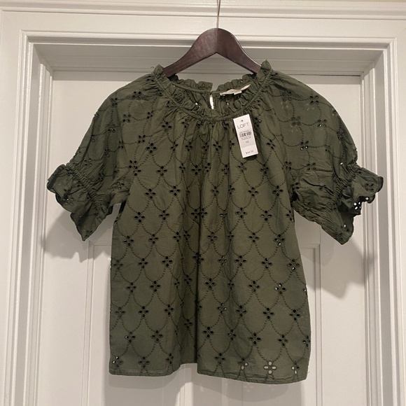 Green eyelet blouse - NEW!! - Picture 6 of 7